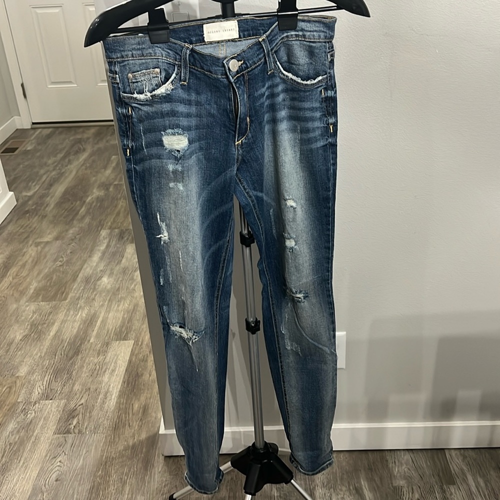 Buckle, Gilded Intent skinny leg, distressed jeans. Size 28R
